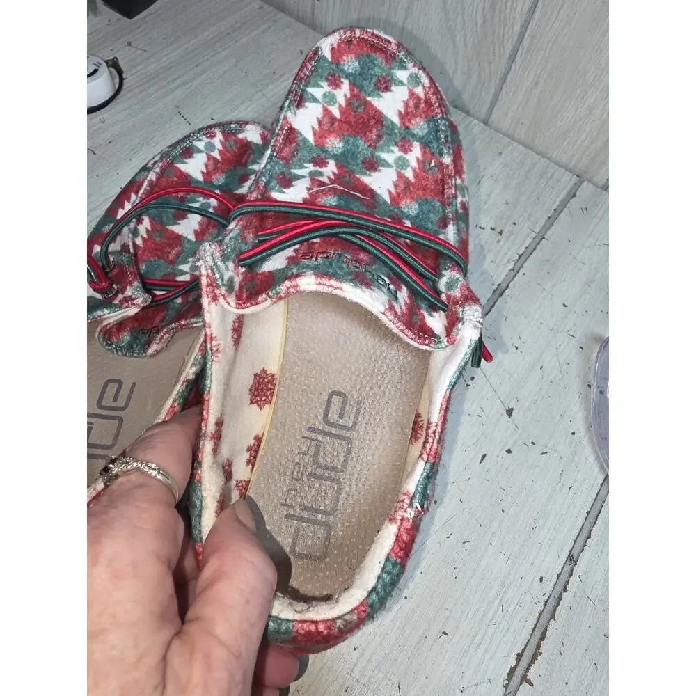 Hey Dude Wendy Funk Winter Wonderland Shoes Christmas Tree Sz 9 Comfort Slip Ons